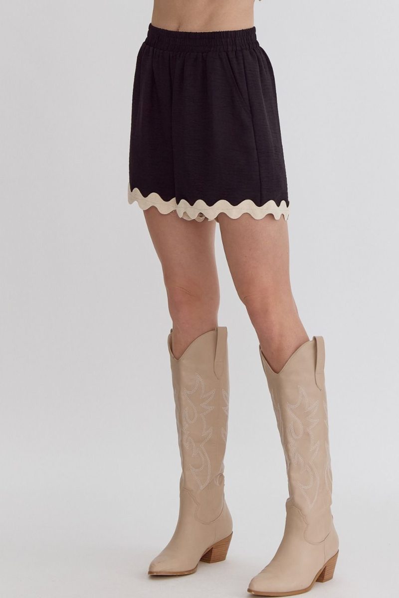 High Waisted Ric Rac Trim Shorts - Image 6