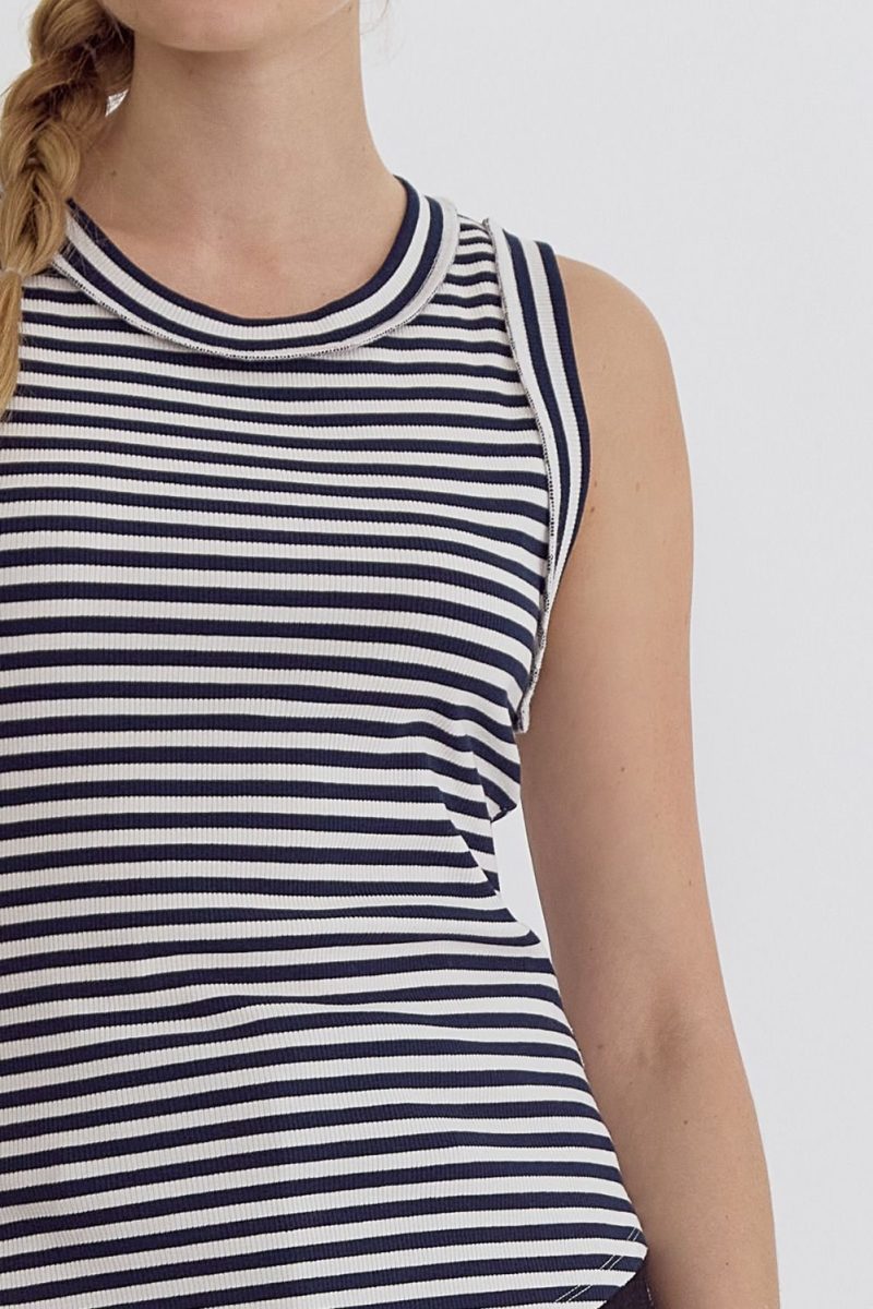 Stripe Print Round Neck Sleeveless Tank - Image 4